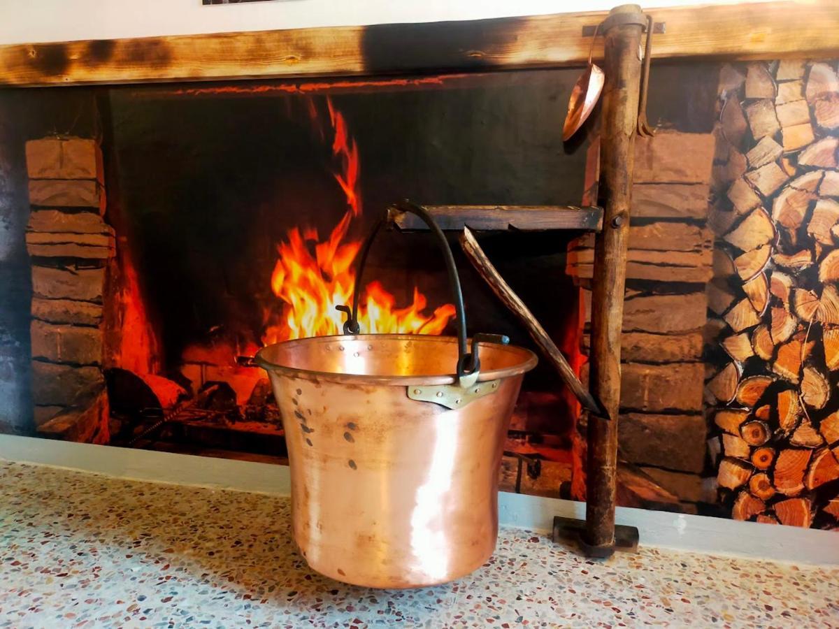 La Ca' Dei Comari - Locanda Da Tullio Capovalle Bagian luar foto